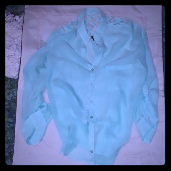 Adorable sheer blouse by nollie large - Picture 1 of 1